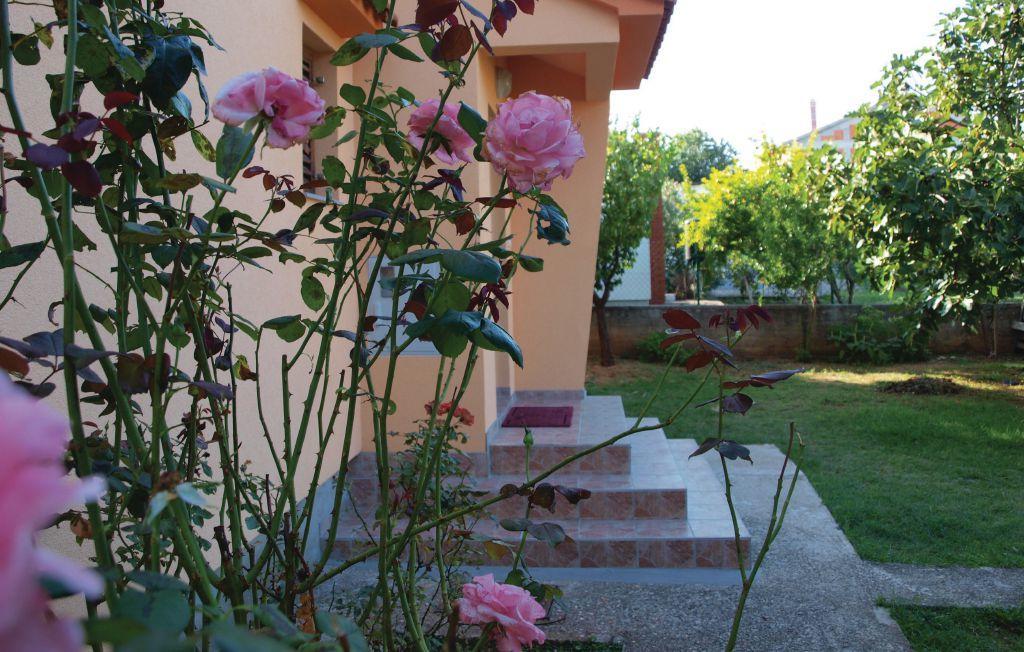 Studio Apartments Izabela Водице Экстерьер фото